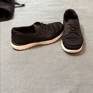 Skechers women’s Black Casual boat Shoes